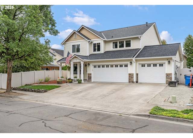 Property at 1210 NW 24th Ave, Battle Ground, WA 98604, 4 beds, 2.5 baths
