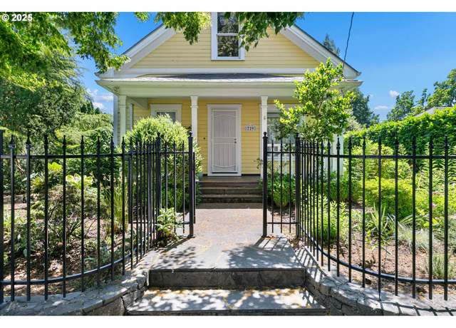 Property at 729 G St, Springfield, OR 97477, 3 beds, 2 baths