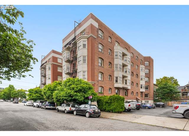 Property at 2083 NW Johnson St #45, Portland, OR 97209, 1 bed, 1 bath