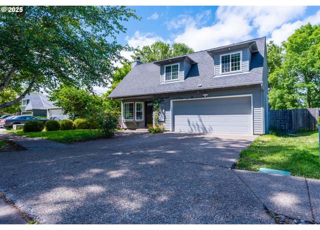 Property at 13125 SW Falcon Rise Dr, Tigard, OR 97223, 3 beds, 3 baths