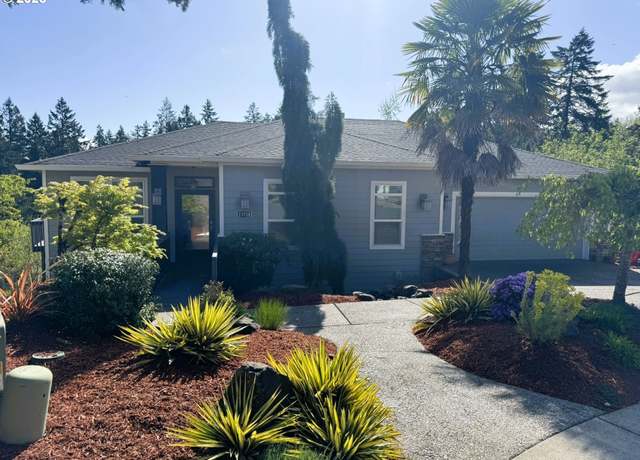 Property at 13728 SW 130th Pl, Portland, OR 97223, 4 beds, 3 baths