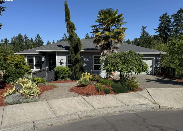 Property at 13728 SW 130th Pl, Portland, OR 97223, 4 beds, 3 baths