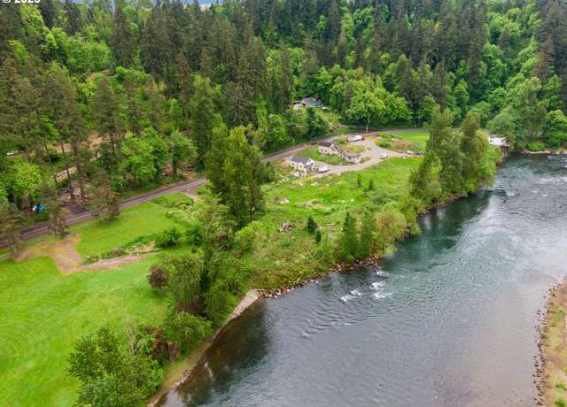 Property at 13501 Clackamas River Dr, Oregon City, OR 97045, 4 beds, 1 bath