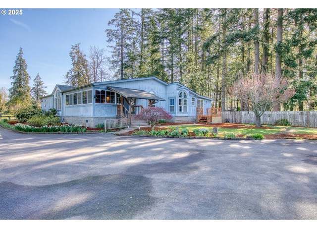 Property at 85370 Dilley Ln, Eugene, OR 97405, 3 beds, 2 baths