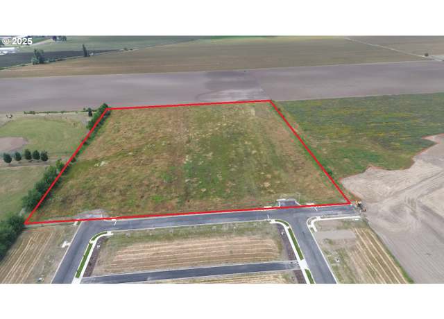 Property at 9008 NE Parr (near) Rd, Woodburn, OR 97071