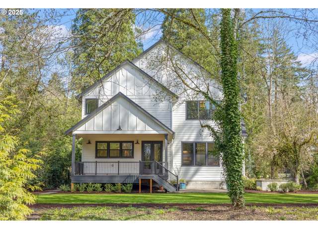 Property at 4420 SW 58th Ave, Portland, OR 97221, 4 beds, 3.5 baths