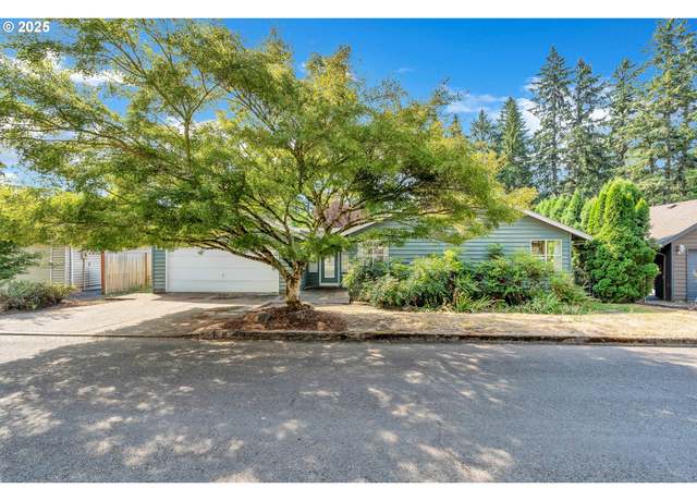 Property at 8056 SW Hearthside Ct, Portland, OR 97223, 3 beds, 2 baths
