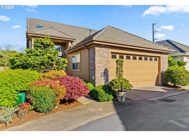 Property at 2073 Lake Wind Dr, Eugene, OR 97408, 3 beds, 2 baths