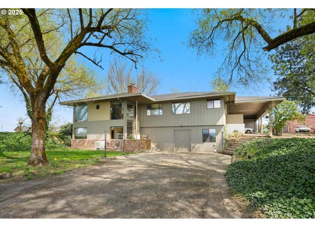 Property at 5470 NE Abbey Rd, Carlton, OR 97111, 4 beds, 3 baths