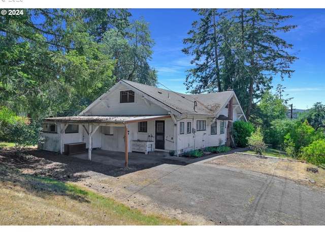 Property at 1505 E Taylor Ave, Cottage Grove, OR 97424, 5 beds, 1 bath