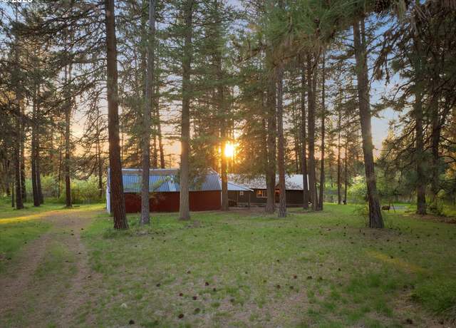Property at 74576 Thompson Rd, Elgin, OR 97827, 2 beds, 1 bath