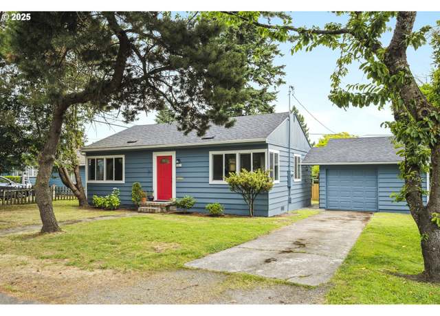 Property at 8503 NE Humboldt St, Portland, OR 97220, 2 beds, 1 bath