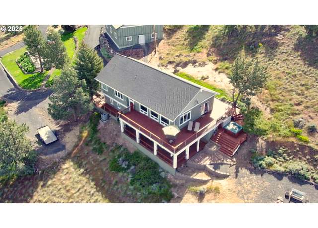 Property at 10875 SW Mintken Rd, Culver, OR 97734, 3 beds, 3 baths