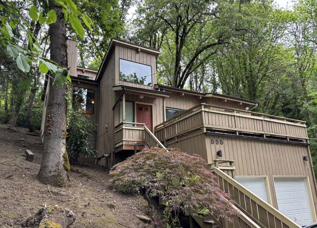 Property at 855 Altimont Dr, Salem, OR 97304, 3 beds, 2 baths
