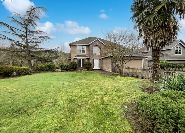 Property at 13536 SE Tropicana Ct, Happy Valley, OR 97086, 4 beds, 2.5 baths