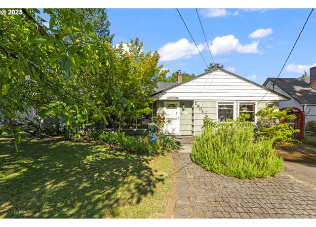 Property at 2805 SE 141st Ave, Portland, OR 97236, 3 beds, 2 baths