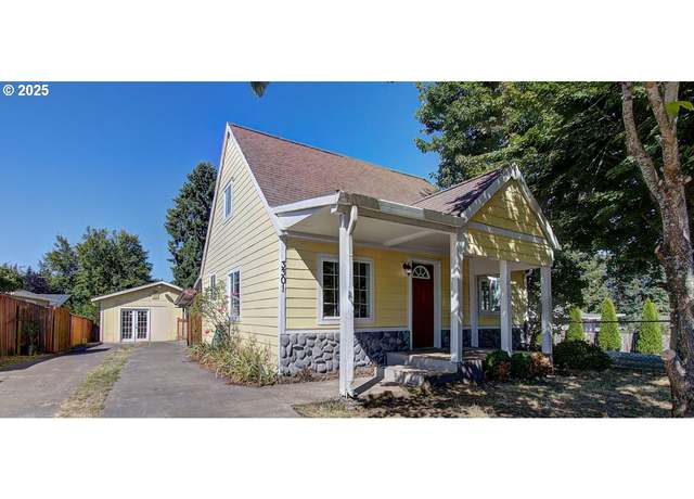 Property at 3301 K St, Washougal, WA 98671, 3 beds, 1.5 baths