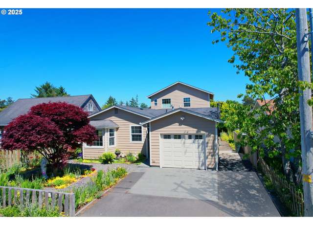 Property at 2525 Pine St, Seaside, OR 97138, 4 beds, 2 baths