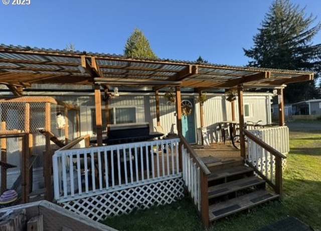 Property at 5170 Grand Ave #26, Florence, OR 97439, 3 beds, 2 baths