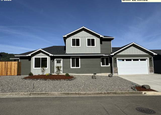 Property at 126 Coles Valley St, Sutherlin, OR 97479, 4 beds, 2.5 baths