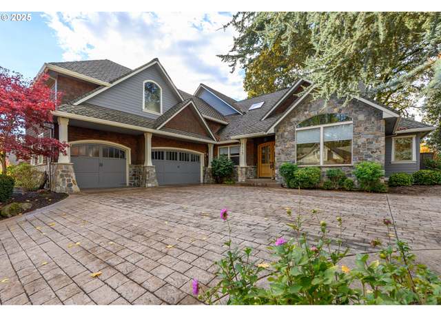 Property at 1113 SW Courtney Laine Dr, Mcminnville, OR 97128, 5 beds, 3.5 baths