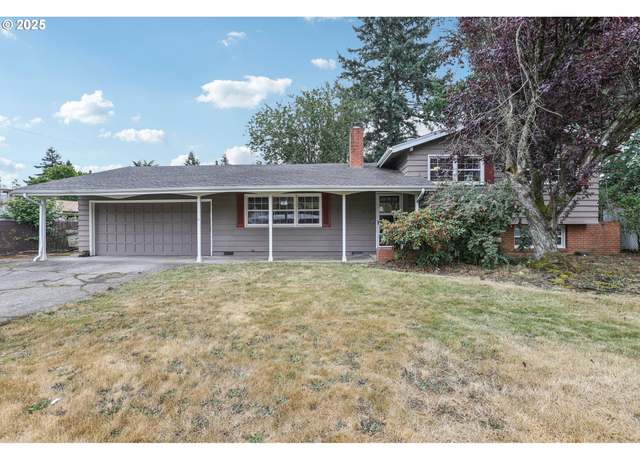 Property at 3512 SE 166th Ave, Portland, OR 97236, 3 beds, 2 baths