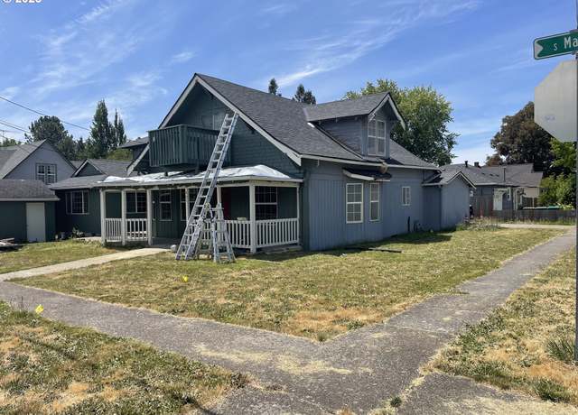 Property at 401 S Main St, Newberg, OR 97132, 9 beds, 4 baths