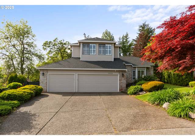 Property at 12908 SE 129th Ct, Happy Valley, OR 97086, 4 beds, 2.5 baths