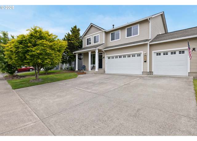 Property at 2405 NE 107th St, Vancouver, WA 98686, 3 beds, 2.5 baths