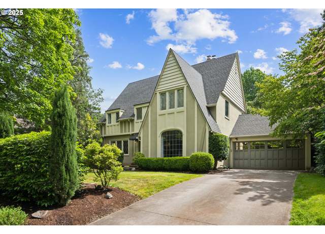 Property at 7150 SE 27th Ave, Portland, OR 97202, 3 beds, 3 baths