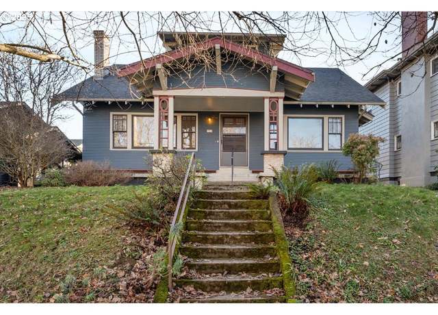 Property at 736 NE Laurelhurst Pl, Portland, OR 97232, 5 beds, 2 baths