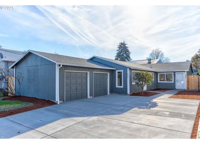 Property at 604 S Vermont St, Portland, OR 97219, 3 beds, 2 baths