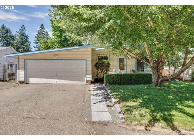 Property at 5319 SE 129th Ave, Portland, OR 97236, 4 beds, 2 baths