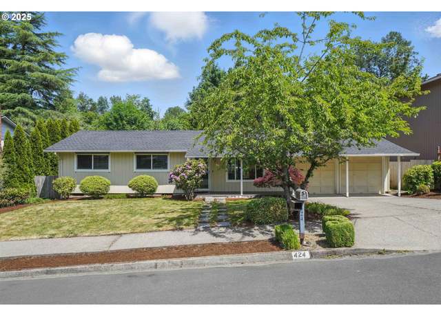 Property at 424 SE Barnes Ave, Gresham, OR 97080, 3 beds, 1 bath