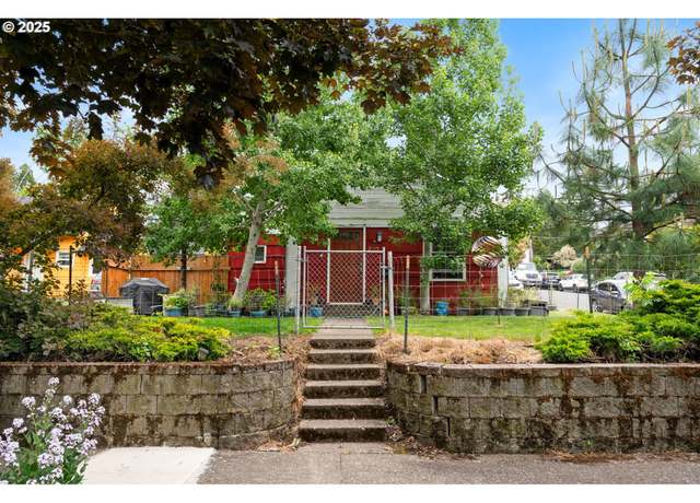 Property at 2795 Potter St, Eugene, OR 97405, 3 beds, 1 bath