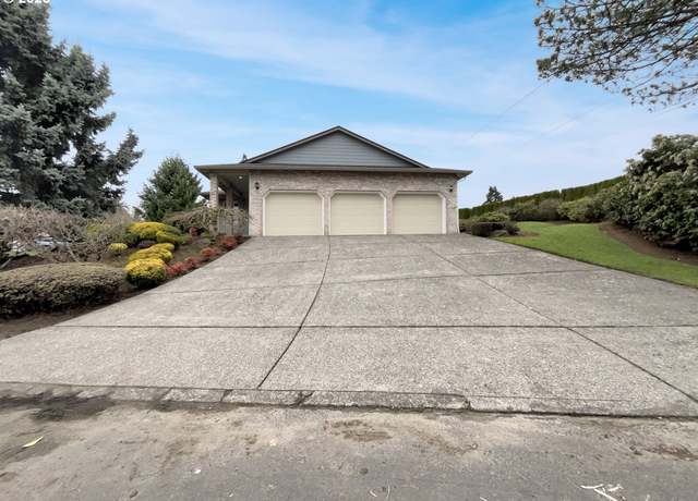 Property at 3102 NE 86th St, Vancouver, WA 98665, 4 beds, 2 baths