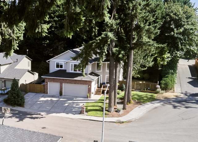 Property at 3715 NE 100th Cir, Vancouver, WA 98686, 5 beds, 2.5 baths