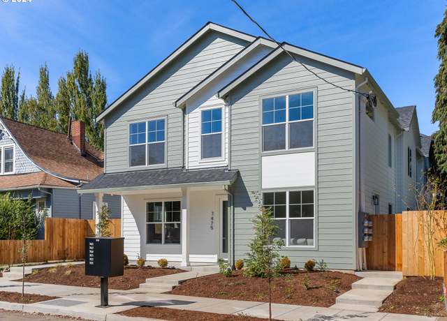 Property at 7471 N New York Ave #3, Portland, OR 97203, 2 beds, 2.5 baths