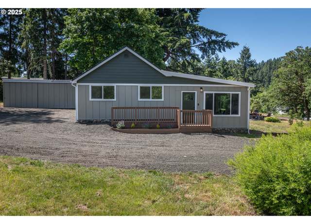 Property at 1052 Reston Rd, Roseburg, OR 97471, 3 beds, 2 baths