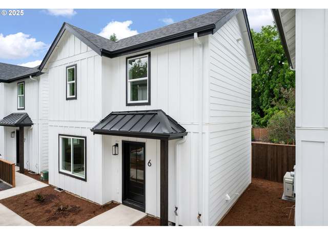 Property at 4103 SE Olsen St #6, Milwaukie, OR 97222, 2 beds, 1.5 baths