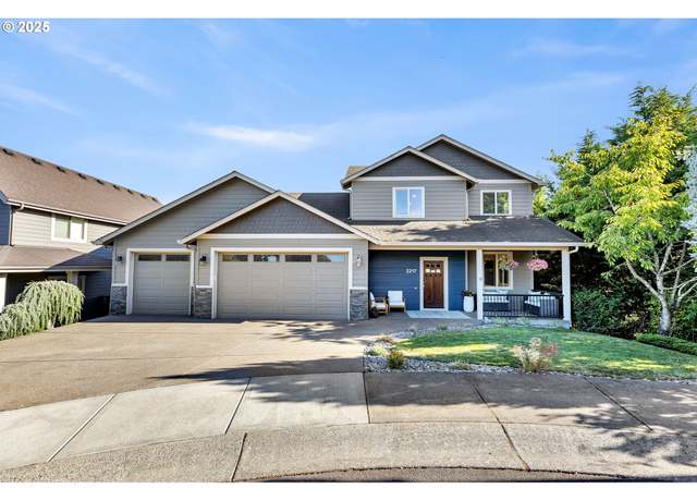 Property at 2217 NW 110th Cir, Vancouver, WA 98685, 5 beds, 4.5 baths