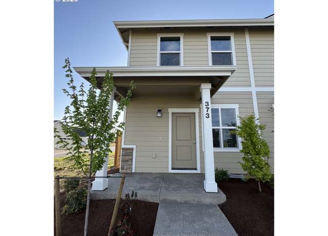 Property at 373 SE Kitzmiller Dr, Dallas, OR 97338, 3 beds, 2 baths