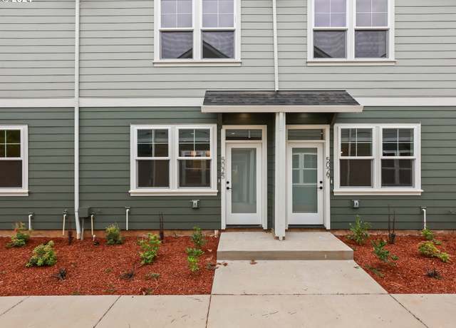 Property at 5025 NE 47th Pl, Portland, OR 97218, 2 beds, 1.5 baths