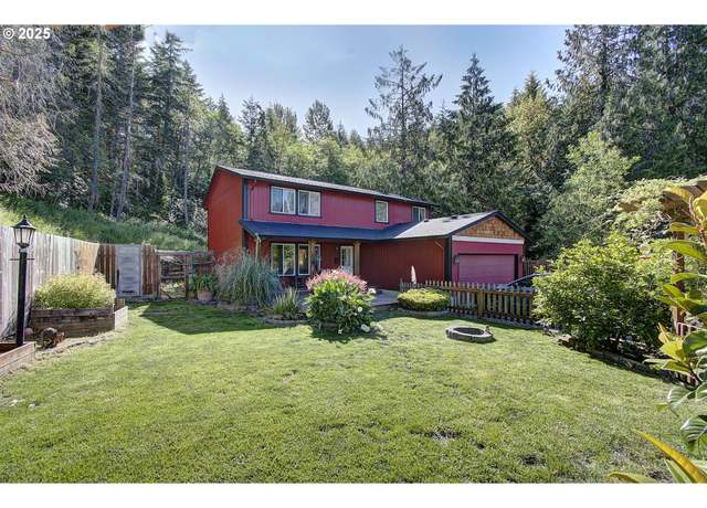 Property at 136 Charleston Dr, Kalama, WA 98625, 3 beds, 2.5 baths