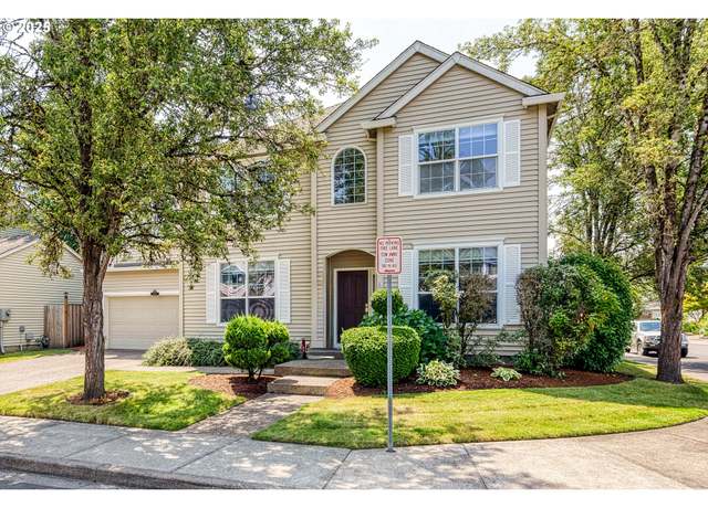 Property at 9008 SW Ashford St, Tigard, OR 97224, 4 beds, 2.5 baths
