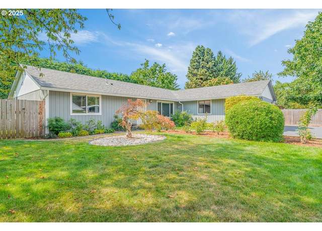 Property at 10938 NE Siskiyou St, Portland, OR 97220, 3 beds, 2.5 baths