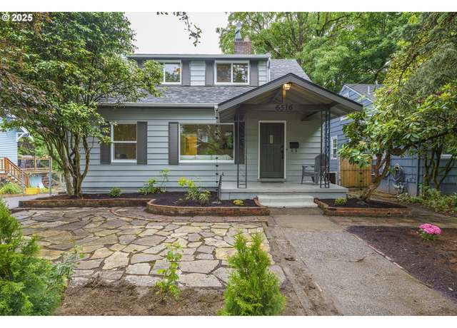 Property at 6516 SE 17th Ave, Portland, OR 97202, 4 beds, 2 baths