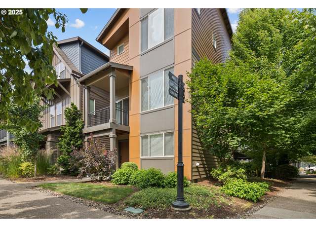 Property at 14323 SW Burlwood Ln, Beaverton, OR 97005, 3 beds, 2.5 baths
