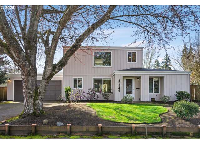 Property at 19644 SW Red Oak Ln, Beaverton, OR 97078, 3 beds, 2 baths