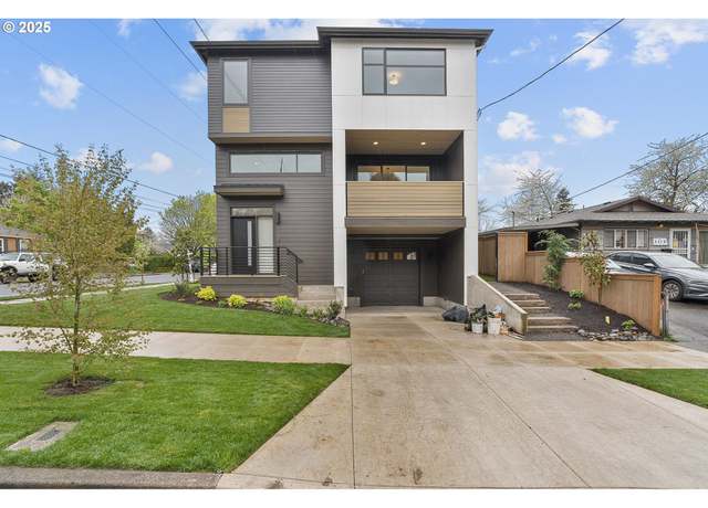 Property at 5305 NE 35th Pl, Portland, OR 97211, 4 beds, 3.5 baths